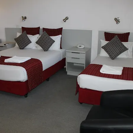 Hume Villa Motor Inn Under New Management-3
